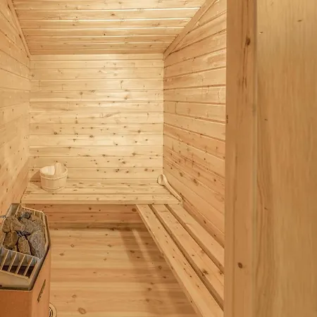 Beautiful In With Sauna בית נופש *